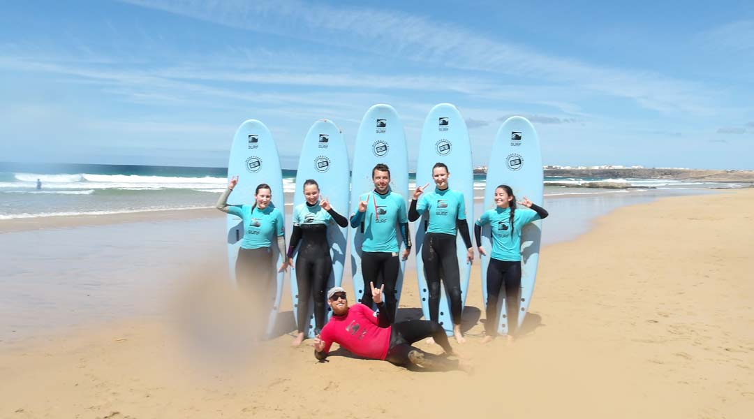 surfkurse fuerteventura gruppenfoto