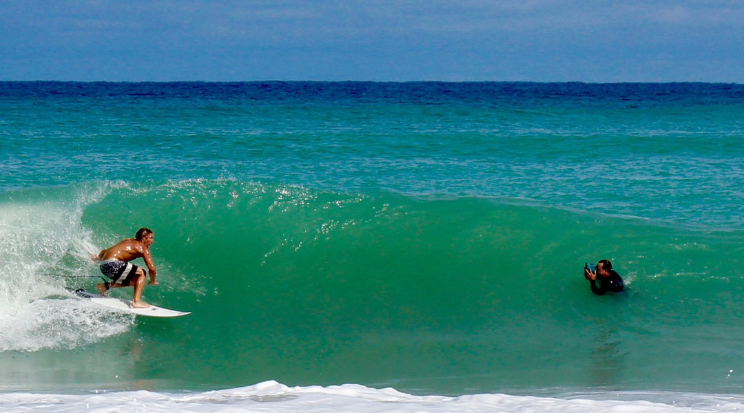 surfvideos - fotograf in der welle