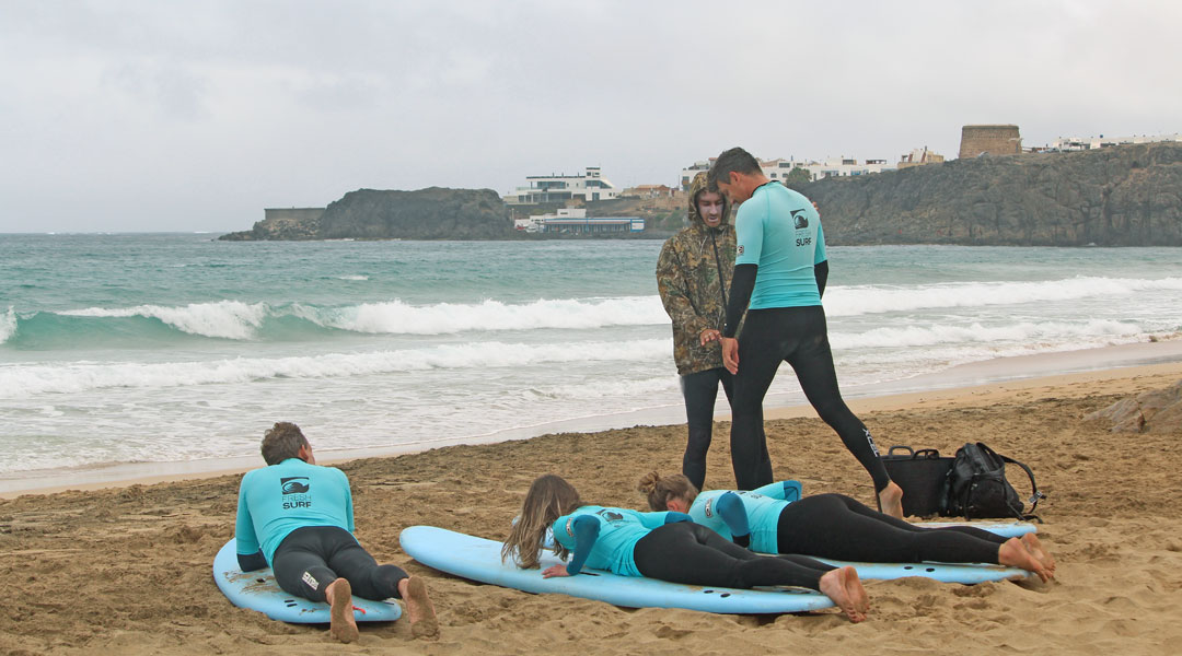 strandurlaub auf Fuerteventura _ warm up am strand